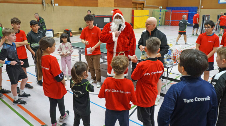 Weihnachtsturnier und Weihnachtsfeier 2025 – Foto 41
